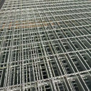 Powder-Coated Steel Gratings: Smooth, Attractive, and Durable Finish