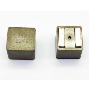 Quality Magnetically Shielded SMT Power Inductor For POL Converter 7843835400033 for sale