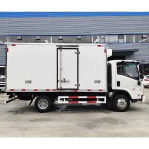 ISUZU 4x2 KV100 Chassis 8Tons Refrigerator Trucks Freezer Van Refrigerator Truck