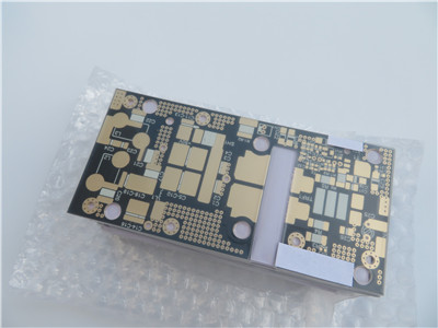 PTFE High Frequency PCB on DK2.65 F4B 0.8mm 1oz Copper With Immersion Gold and Black Solder Mask