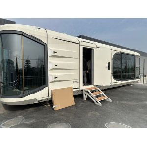 Customized Interior Decoration Modern Design Luxurious Camping Capsule