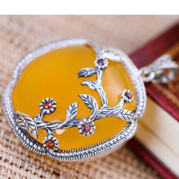 Yellow Chalcedony Charm 925 Silver Vintage Women Pendant Necklace (XH052043)