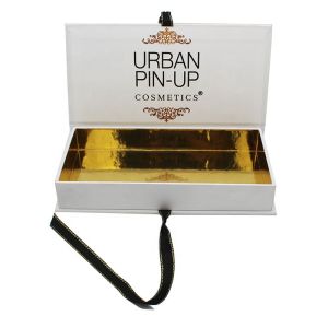 Small Folding Cardboard Cosmetic Gift Packaging Box Clear Magnetic