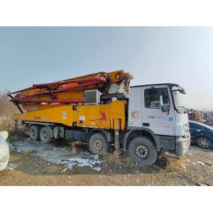 Xg 53 Meters Concrete Pump with 51m Horizontal Reach in B2B