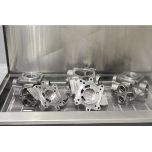 China Aviation Washers Automotive Ultrasonic Cleaner Removing Highly Bonded Contaminants on sale