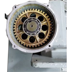 ZLP630 Hanging Scaffold Systems 700mm High Rise Lifting