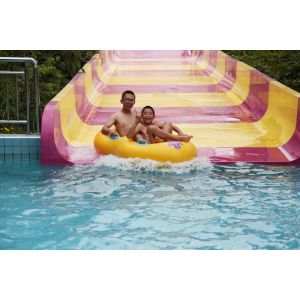 Customized Water Park Equipment Exciting Swwiming Pool Fiberglass Waterslides