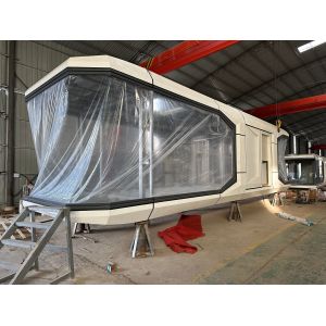 Steel Wall Modern Style Luxury Space Capsule Hotel Commercial Space House With