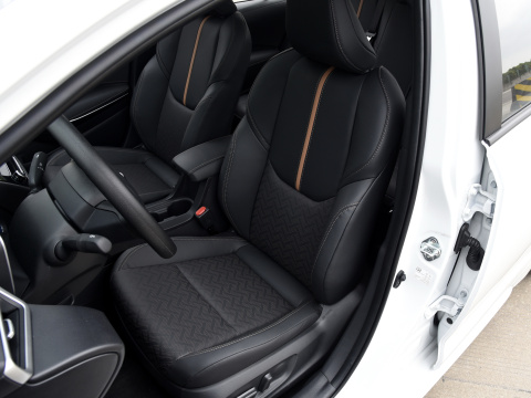 20202021 2022 Toyota Leling Dual Engine E Electric Car Large Capacity Left Hand Drive