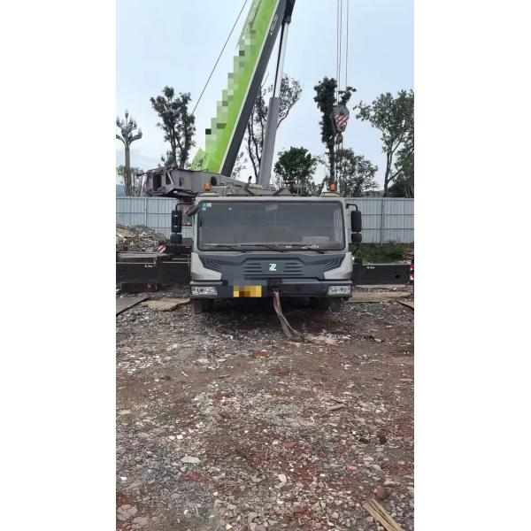 Seven-Arm Crane Jib ZAT2000V 2021 Years Zoomlion Mobile Crane 200 Tons for Heavy-Duty Construction Projects