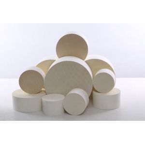 MgO Al2O3 SiO2 Ceramic Honeycomb Catalyst Support In All On Road Off Road Vehicles Machinery