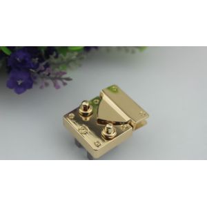 2019 New Products Zinc Alloy Light Gold Metal Thumb Catch Bag Push Locks
