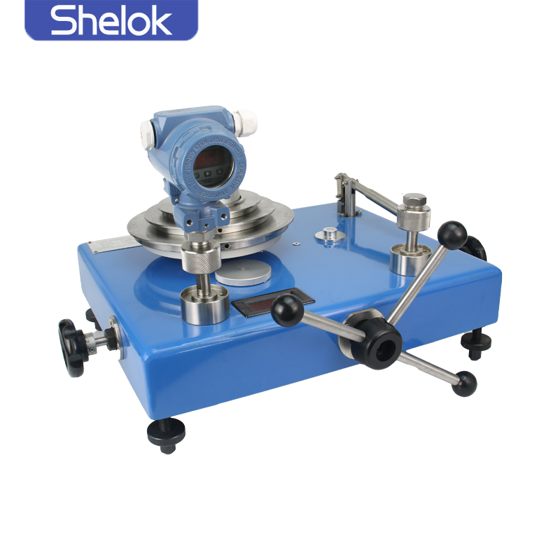 Dead Weight Tester pressure calibration device with national metrological