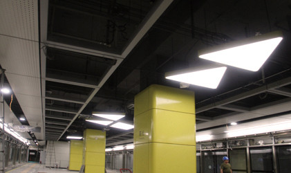 15W-60W Triangle LED Panel Light Warm White Dimming Led Panels