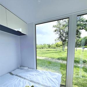 Portable Apple Cabin Pod House 40ft Cabin Prefabricated Cabin House Security