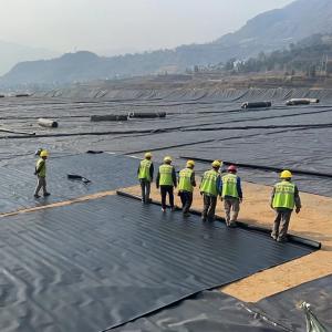 Smooth HDPE Waterproof Geomembrane For Landfills And Sewage