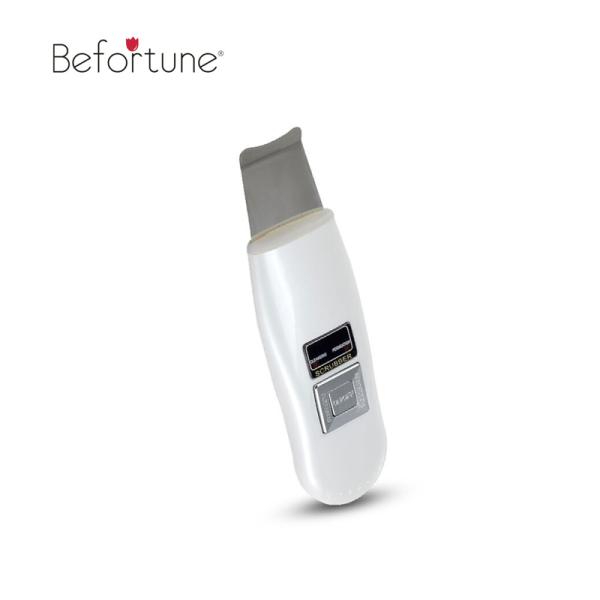 White Color Ultrasonic Skin Scrubber Machine Electric Blackhead Remover