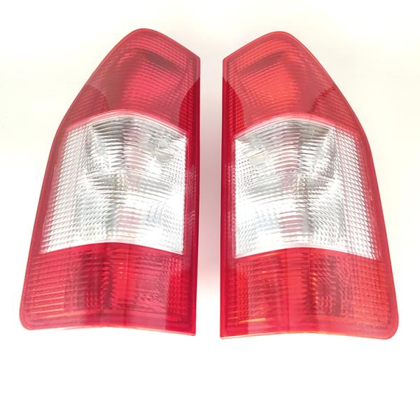 SQCS Auto Parts Tail Lights Rear Lamps 0008261556 for Sprinter Van 901 902 903 904