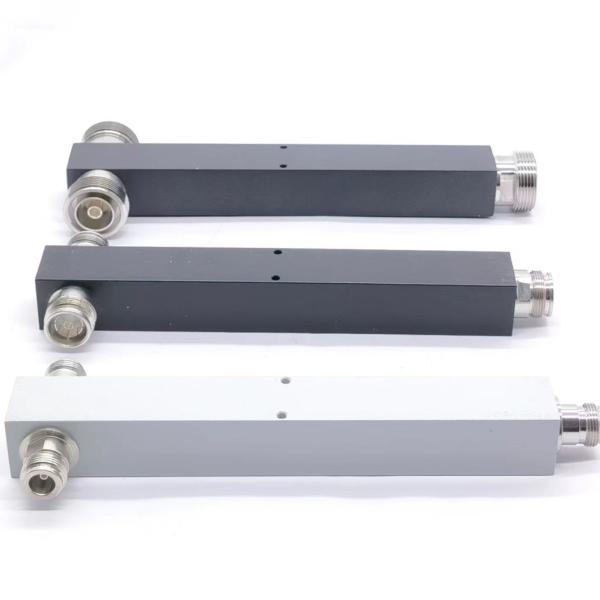 RF Passive Wideband 350-3800MHz 4.3-10 F 2 Way Power Splitter, Pim-160dbc, IP65