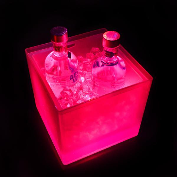 Modern Square LED Ice Bucket , Double Layer Light Up Champagne Bucket Transparent