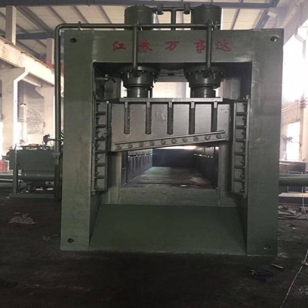 Buy GLC4-27 Gantry Shear Recycling Rubber Powder Machine 2t /Min at wholesale prices
