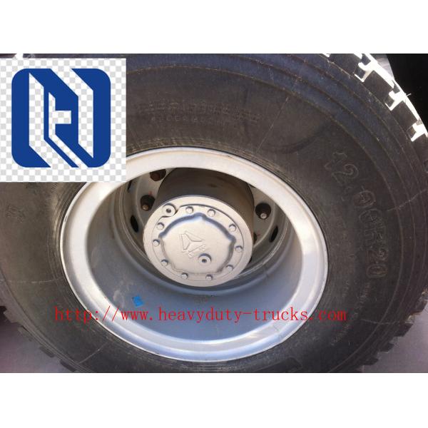 SINOTRUK HOWO Fence Cargo Commercial Vehicles Truck Chassis LHD 6X4 371HP