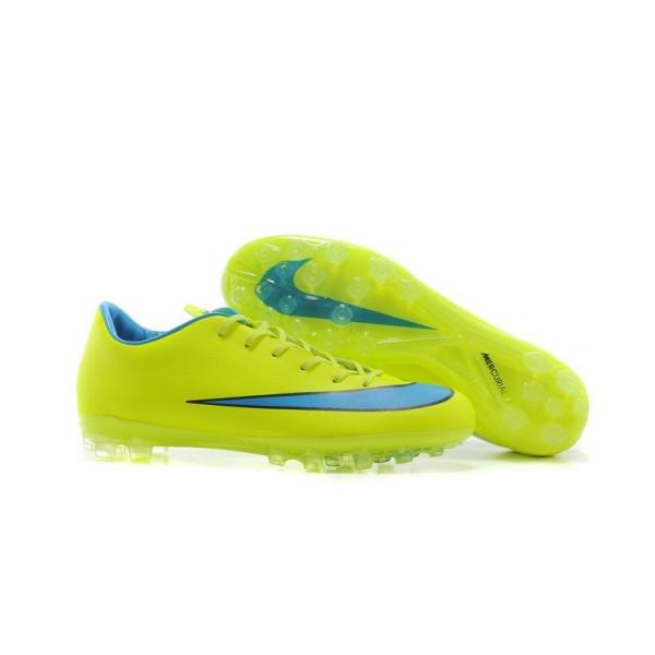 Buy Free Shipping Men's Soccer Shoes at wholesale prices