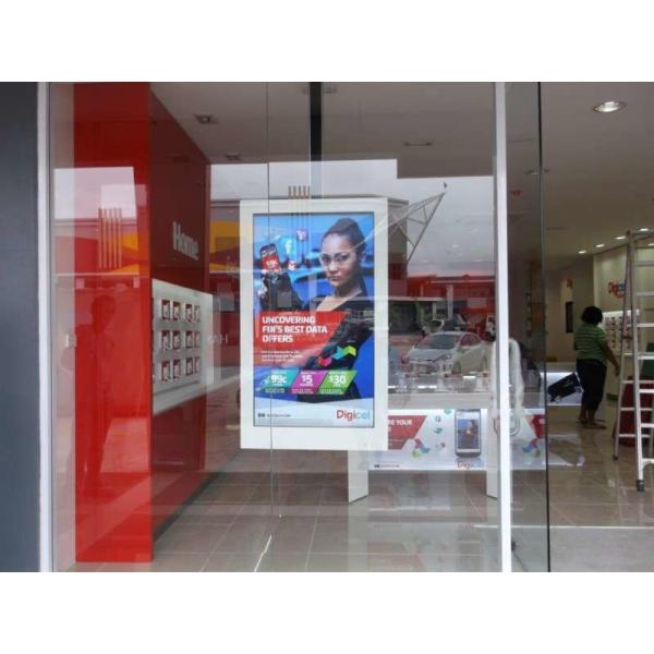 Buy 65Inch sunlight readable windows digital signage 4000Cd Brightness at wholesale prices