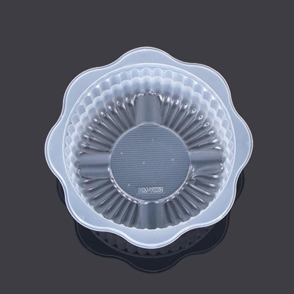 Buy Petals Shape φ8*3.2cm Disposable Plastic Cake Boxes at wholesale prices