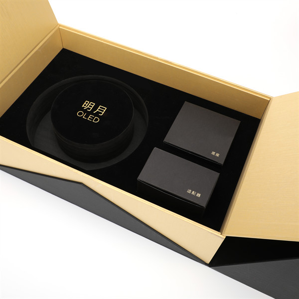 Buy Hard Large Gift Box With Magnetic Lid FSC ISO certification at wholesale prices