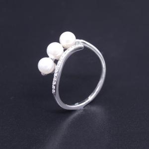 Quality White Gold Silver Pearl Ring , Customized Three Pearl Ring Simple Design for sale