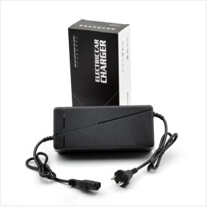 Durable Plastic Case Intelligent Lithium Battery Chargers YM-R15-SK