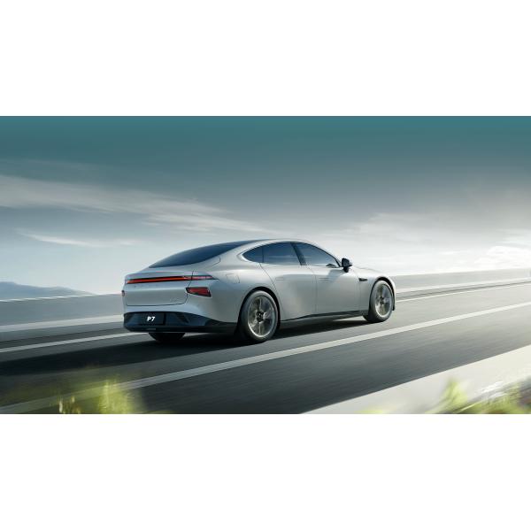 Four Wheeler Energy Vehicle Electric Cars with Tyre size 245/50/R18 and High Speed