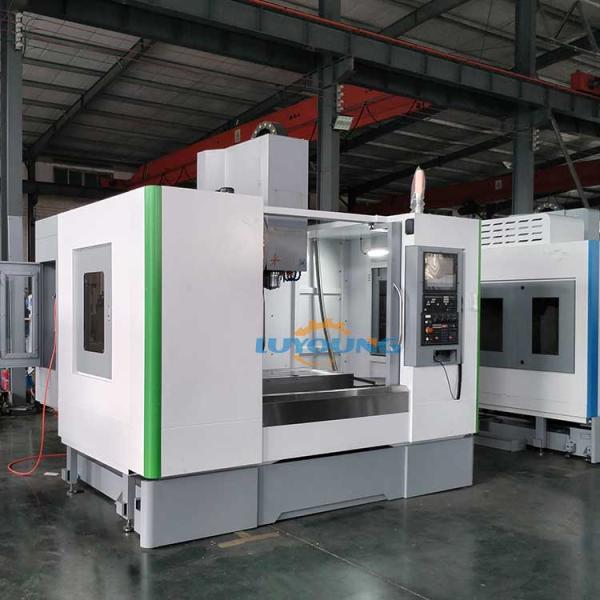 Vertical CNC Milling Machine BT40 VMC 1160 and 3 Axis for Accurate and Machining Performance
