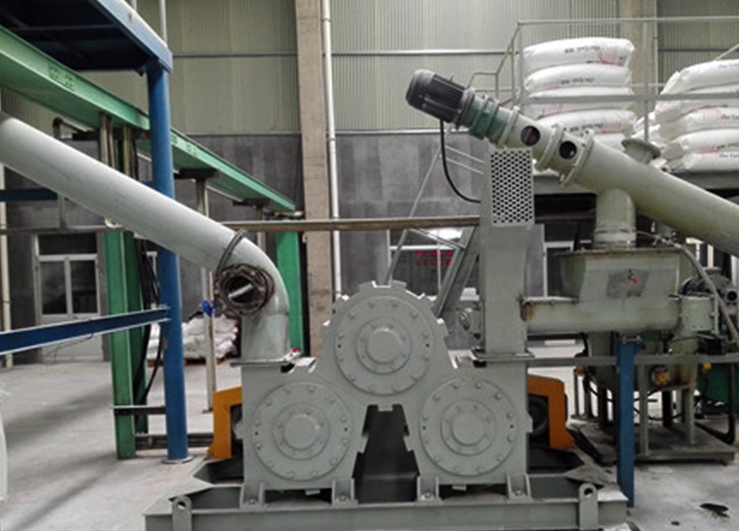 Quality 111KW Continuous Calcium Carbonate Coating Machine Durable Multipurpose for sale