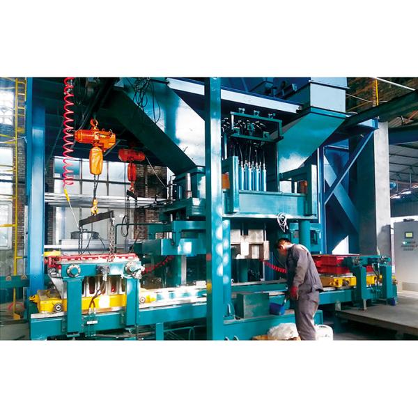 Buy Flaskless Jolt Squeeze Moulding Machine Simens Control Sand Moulding Equipment at wholesale prices