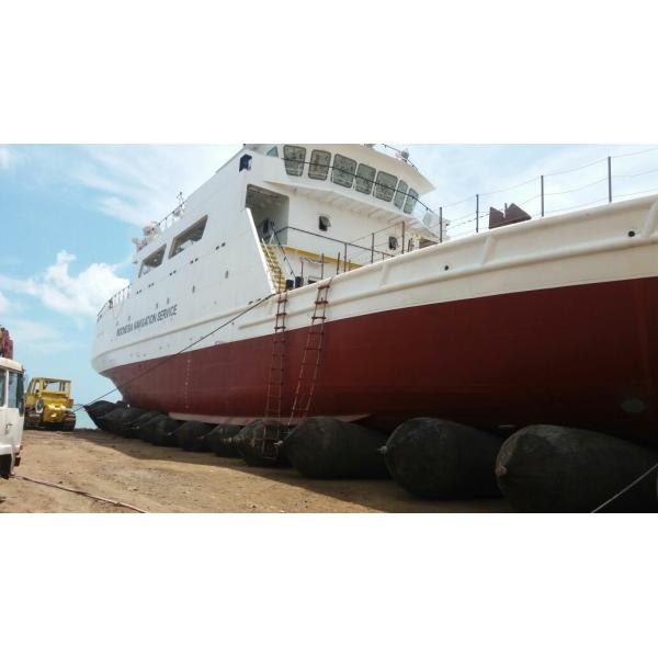 Buy Ship Launching And Lifting Marine Rubber Airbag 1.2m*15m at wholesale prices