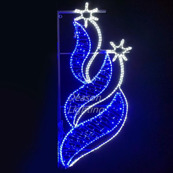 outdoor lamp post decorations christmas motif lights
