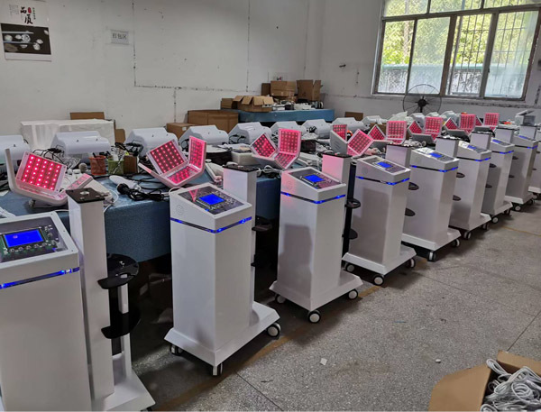 SICAPU Hair Growth Equipment in professional setting