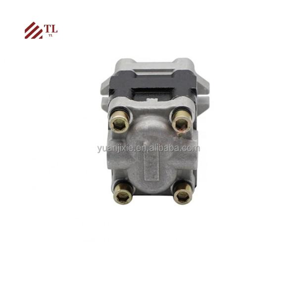 Excavator Spare Parts PVD-2B-36 PVD-2B-40 Gear Pump Pilot Pump 17245973512 172459-73511