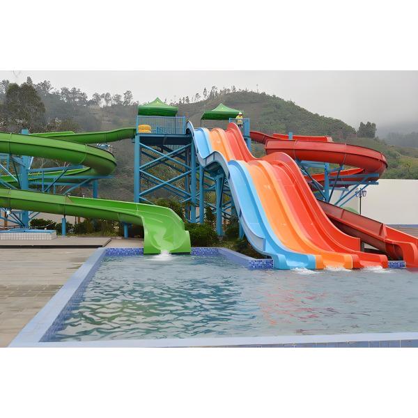 Outdoor Fiberglass Water Slide with Height 5-12 m and Width 0.82-2.5 m for 1