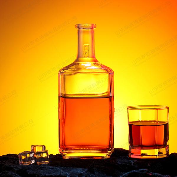 Customized Logo Clear Glass Bottle for Gin Whisky Rum Tequila Vodka 500ml 750ml 700ml