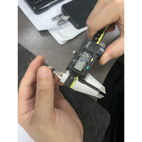 High-Quality Metal Hardware Components – Strong Load-Bearing, Rust-Proof,