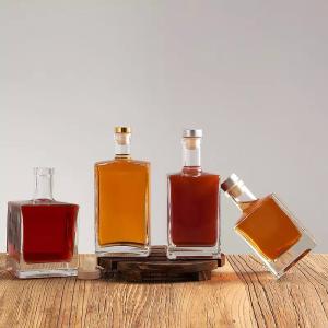 Base Material Glass Custom 500ml 750ml Square Wine Whisky Glass Bottle with Cork