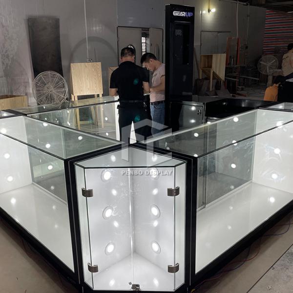 Tempered Glass 10mm Thick Cell Phone Retail Display Case 6pcs Insert Spotlight