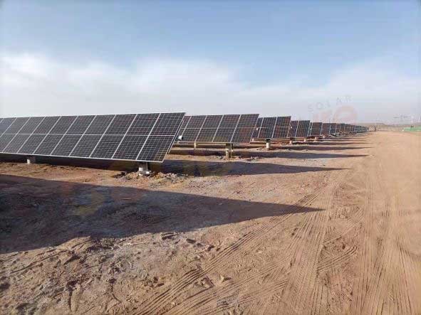 China Customization Single Axis Solar Tracker Solar Panel Tracking System Kit on sale China Customization Single Axis Solar Tracker Solar Panel Tracking System Kit on sale