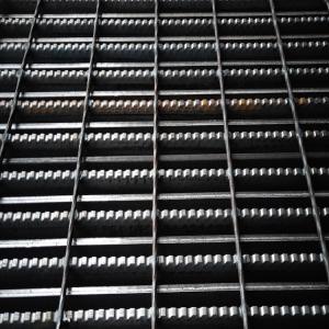 China Drainage Covers Grid Serrated Steel Grating Platform Walk on sale