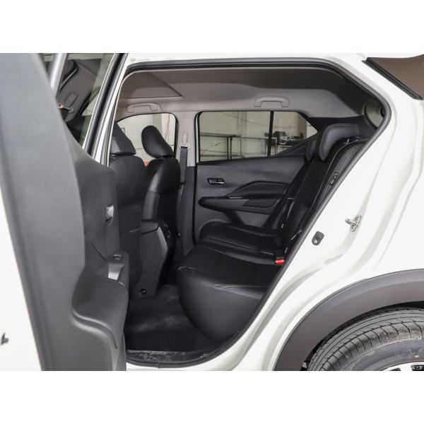 TPMS and Normal Steering Wheel Equipped Nissan KICKS 1.5L CVT 5 Seat Small SUV for Fast Speed Driving