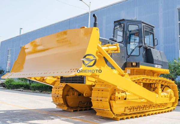 Buy HW22D Crawler Bulldozer With 220hp CUMMINS Engine For Sale at wholesale prices