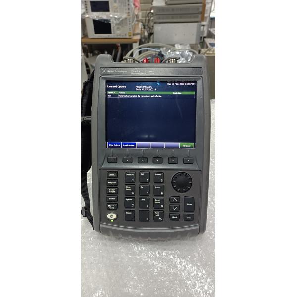 Keysight (Agilent) N9916A FieldFox Handheld Microwave Analyzer, 14 GHz max frequency, Bandwidth Options 10 MHz